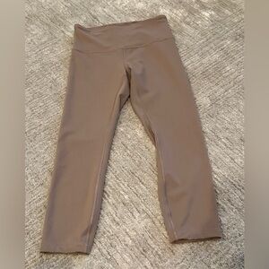 Lululemon athletica  dark tan ribbed leggings.  Size 6.